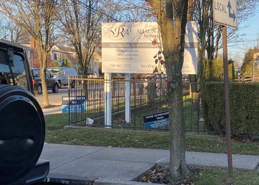 I saw a  @NY1 report on trial & signs that literally dotted Hylan Blvd seeking patients for a clinical trial. I figured why not. Politicians don’t have skin in the game when it comes to lockdowns, we might as well have skin in the game while we encourage (not mandate!)vaccination