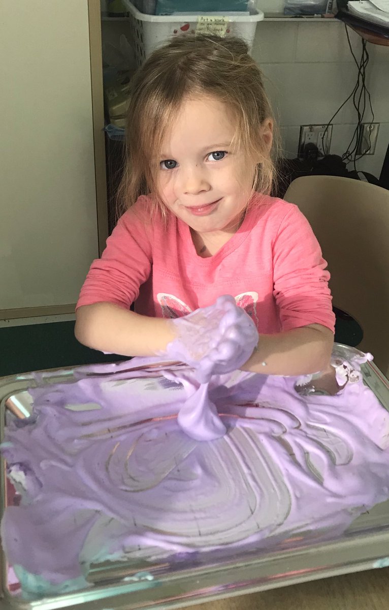 MrsHicksRECE's tweet photo. More Sensory Play!!
#FeelsCold
#LooksLikeSnow
#SmellsLikeDaddy
#KindergartenJoy https://t.co/oEEIg8T5K4