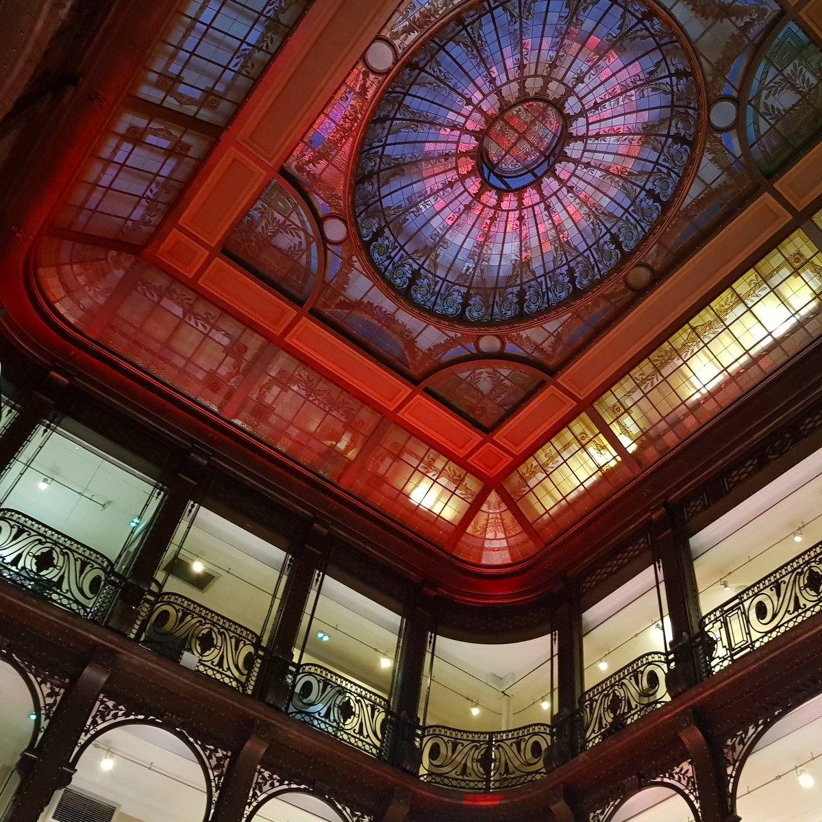 MKPlus_tech's tweet image. Demain, portes ouvertes de @esmodparis en direct !