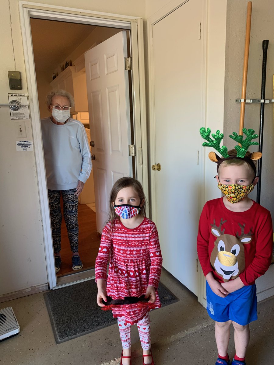 AngelwingsSteph's tweet photo. Did you know December is Spiritual Literacy Month?
One of the most important things that Dirk and I teach our kids is the importance of having a GIVING spirit. It not only blesses the recipient, but the giver. Generosity and kindness have never been more important.  #tistheseason https://t.co/4vPXHiqHo3