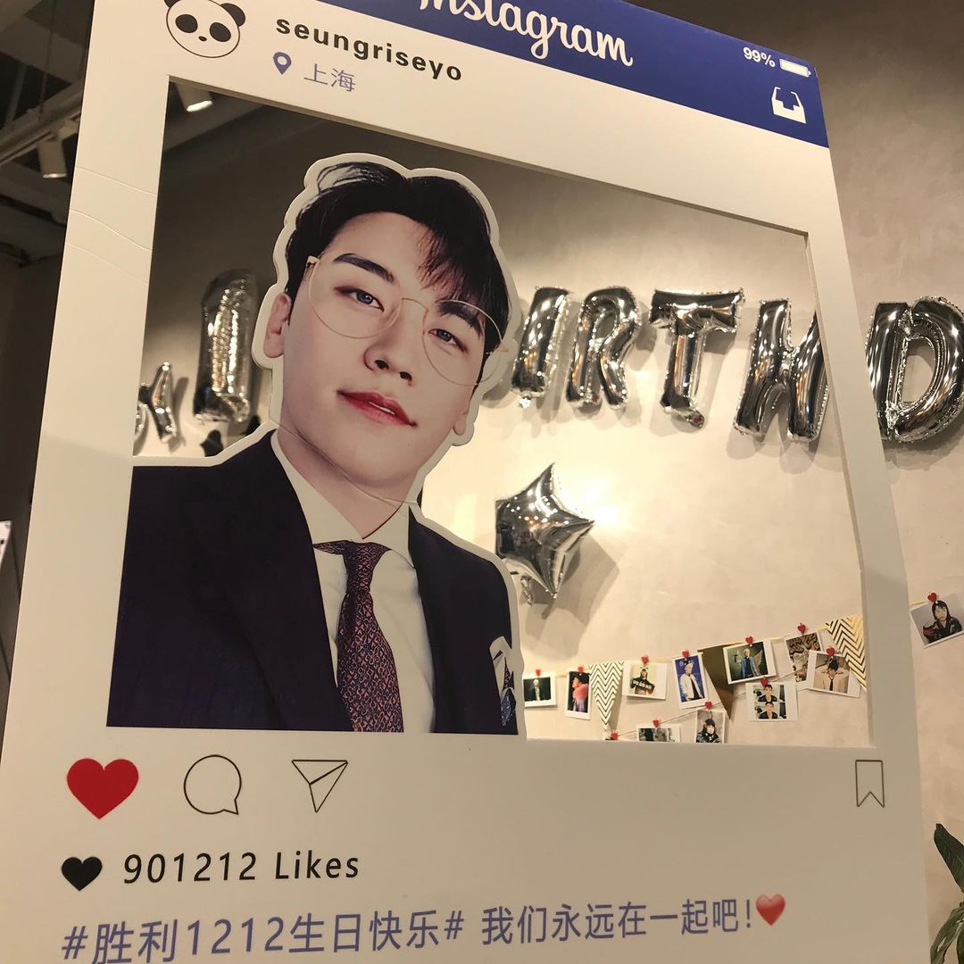 lhviiiviii's tweet photo. Chinese VIPs ready to celebrate Seungri's birthday 💙🥳🎉 cr. panda_lisli #HappyVictoryDay https://t.co/uz6BK60Tp9