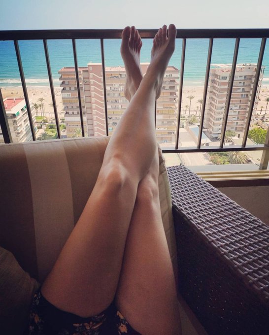 Remembering these hot days... 🌞😏  #feet #legsfetish #legslover #legslegslegs #longlegs #sexy #feetfetishworld<a href="/tag/feet"class="tags">#feet</a><a href="/tag/legsfetish"class="tags">#legsfetish</a><a href="/tag/sexy"class="tags"><span>#sexy</span></a><a href="/tag/feetlovers"class="tags"><span>#feetlovers</span></a><a href="/tag/prettyfeet"class="tags"><span>#prettyfeet</span></a><a href="/tag/longlegs"class="tags"><span>#longlegs</span></a><a href="/tag/feetstagram"class="tags"><span>#feetstagram</span></a>