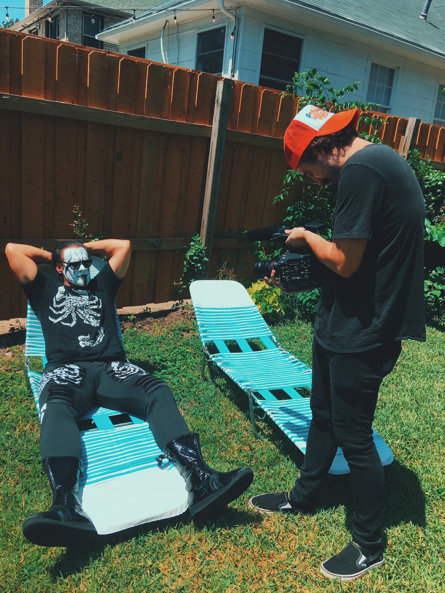 NathanMowery's tweet photo. Directing the legendary @Sting was an absolute incredible experience and a career highlight for me. Check out @ISLANDER_band’s Crazy Crazy World music video! 🦂🦂🦂

https://t.co/quykFTUJXA https://t.co/dUecYCIJU1