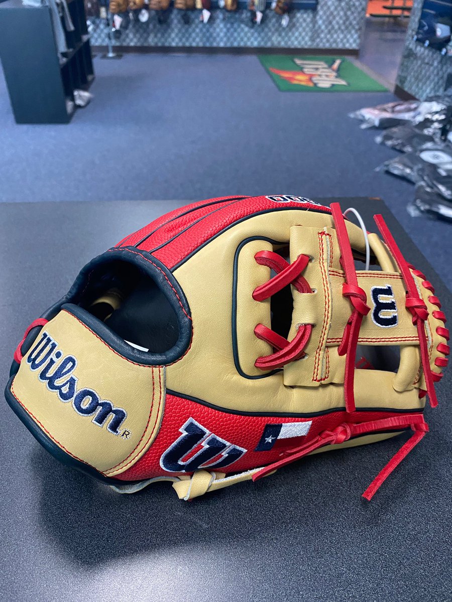 D-BAT Frisco tweet media