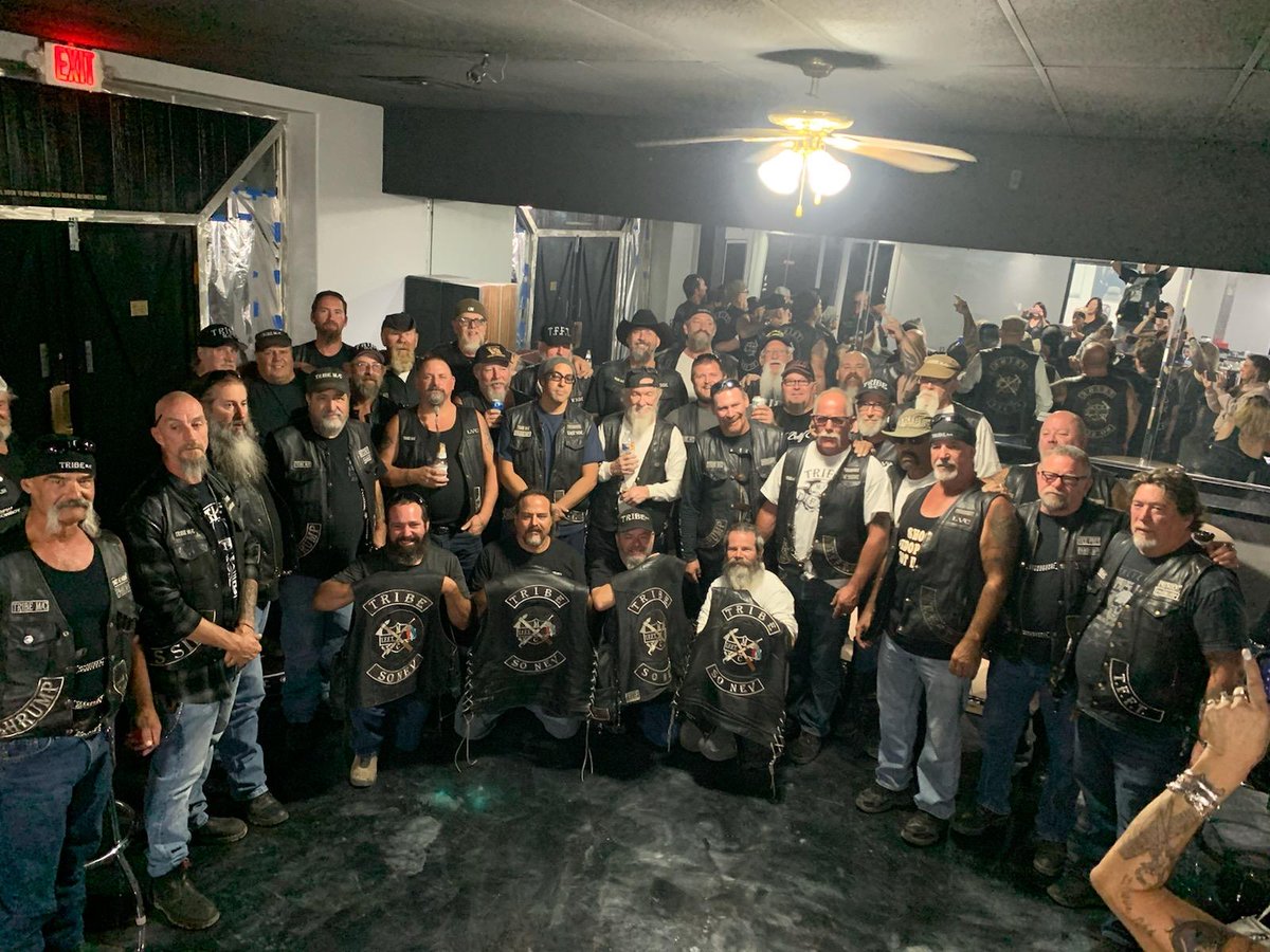 2ndTime13's tweet image. Just noticed this, but why am I the only one holding a beer?