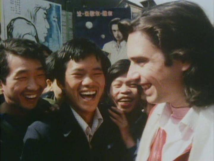 Ok, after we first suggested it in September, it's finally happening. A thread on electronic experimentalist Jean-Michel Jarre, the first Western musician to be invited officially to perform in early post-Mao China.