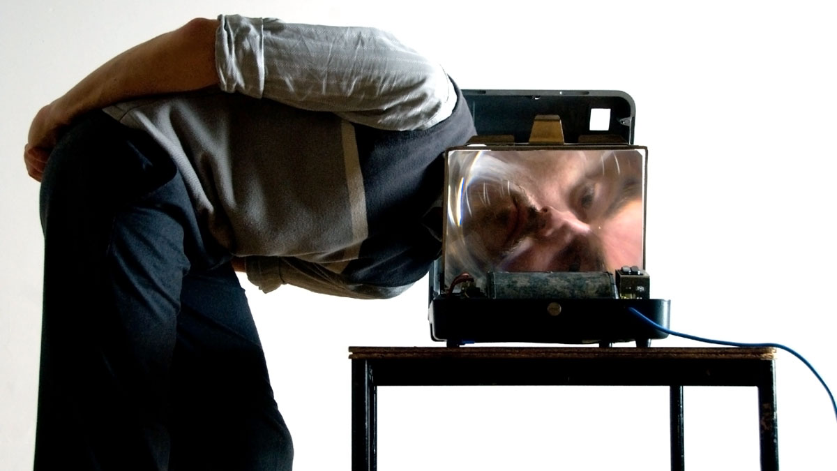 I decided today’s archive session shall be photos from TRAPPED as the title somewhat fits the day – not just in my unimportant microcosm but also regarding the mad macrocosm of Brexit politics! More on instagram.com/tiltedprod/
Dancer: Simon Palmer, Photo: Nuno Santos