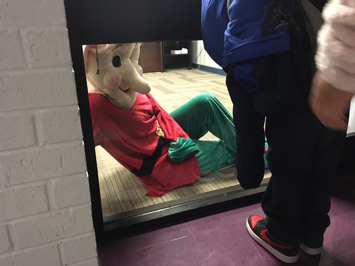 Nadya Williamson tweet media