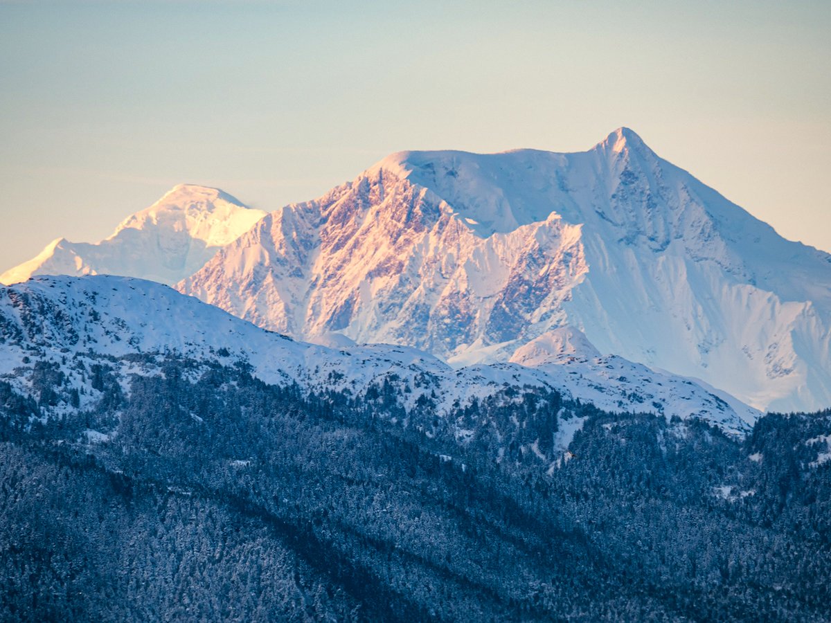 GlacierBayNPS's tweet photo. Who's calling?

..."I must go"

John Muir said it best. Mountains not only fascinate and dazzle onlookers, they can show us the geological history of a given place. Explore the mountains of your National Parks online at: https://t.co/hF5yccXx5d  #IMD2020 #InternationalMountainDay https://t.co/F7VvFsVMMM