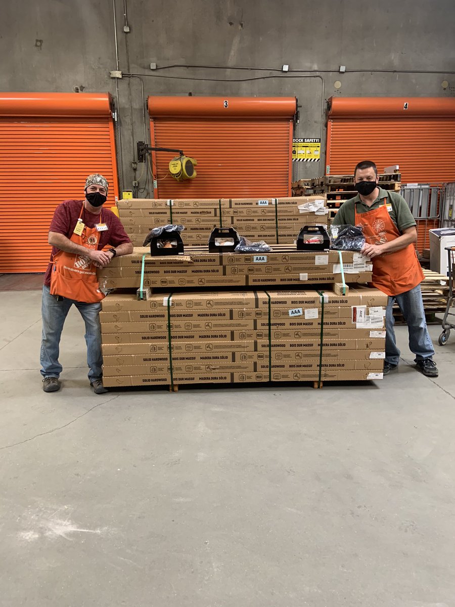 CarminaPrecie's tweet photo. Celebrating Freight and Receiving Appreciation Day today! First up is our Receiving Team. Thank you for all you do everyday! 🥳@khughes1133 @ChrisDonovanTHD @Florobinson17 @Shaina1982J https://t.co/xjHGXFkZFn