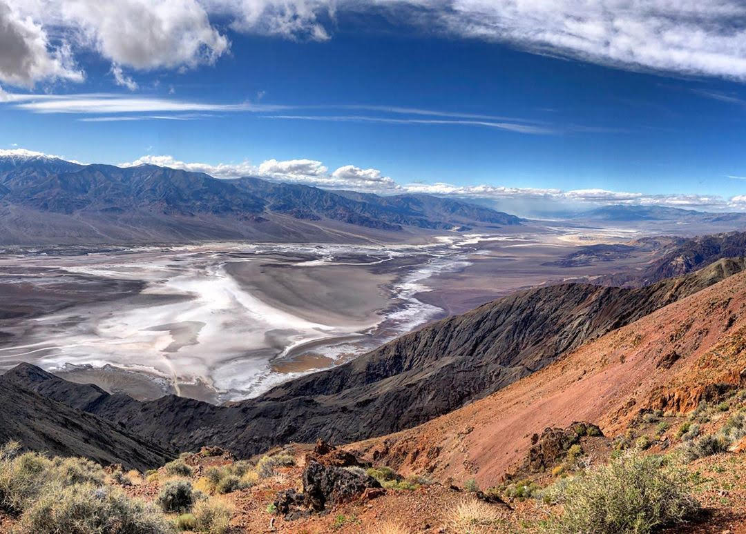 visitpahrump's tweet photo. Safety and social distancing are easy and amazing views like this are #AlwaysOpen and waiting just for you. #desertlife ##adventureoutthere https://t.co/ynwU3Iuhh2