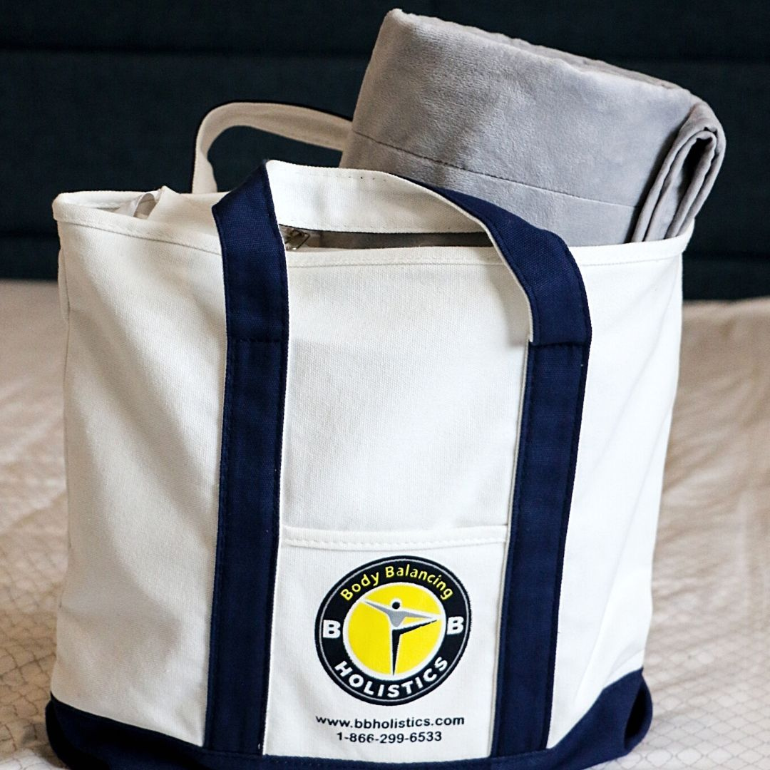 bbholistics's tweet image. 💛✨Release happy hormones with our unique medical grade weighted blankets! ✨💛

#weightedblanket #emfblocking #newweightedblanket #naturalhealing #holisticliving #bbholistics #sleepbetter #insomniarelief #anxietyrelief #healthbenefits #bodybenefits