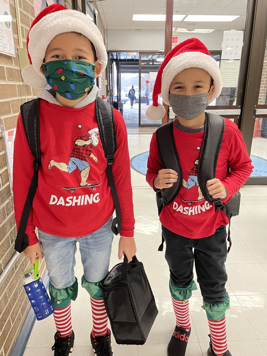 creid000's tweet photo. Looking a lot like Christmas @RossRockets this week. https://t.co/5QG1PCEq8z