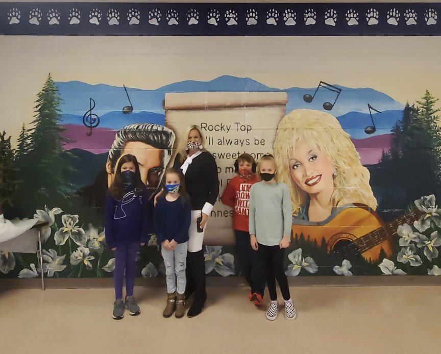 ses_cubs's tweet photo. We are so EXCITED to congratulate our top cub run winners and earners for the 2020-2021 school year! Way to go!! 💜🐾 #cubrun #cubpride #SIS https://t.co/09OzdpQPzK