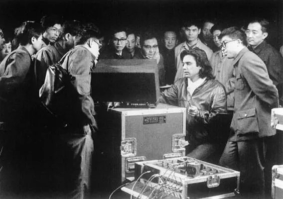 Before the first concert began technicians realised there wasn't enough power to supply the stage and auditorium. Chinese officials solved the problem by temporarily cutting power to the surrounding districts.  https://movie.douban.com/photos/photo/2453223292/