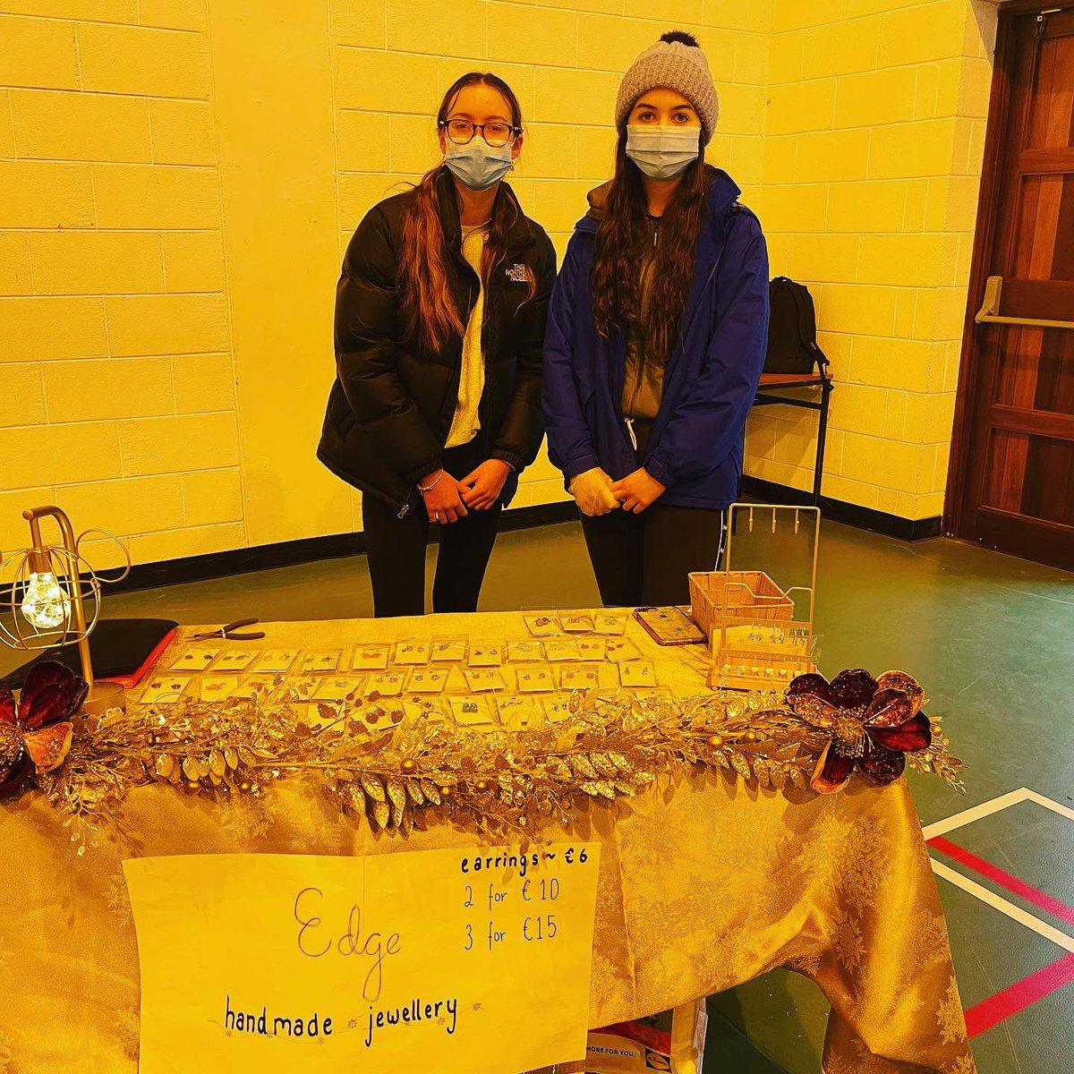 StMarysNenagh's tweet photo. Well done to our transition years on their fantastic mini companies. They hosted a Christmas market to display and see their amazing products! So proud ladies. @tipperary_sep #tyminicompanies #ty2020 https://t.co/KircxsKr3X