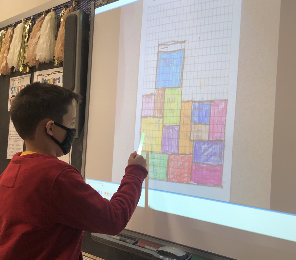 MeganScotto's tweet photo. These Mathematicians used their knowledge on area to create a “Dream House”. They loved designing houses that included pools, game rooms and movie theaters. Students shared the area of each room and why they made them certain sizes! @TisdaleSchool https://t.co/BL3EtemOss