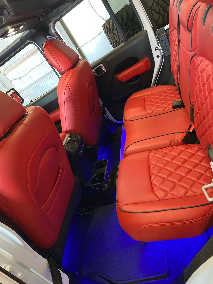 2020 Jeep Wrangler JL/ Red seats and led interior lights installed