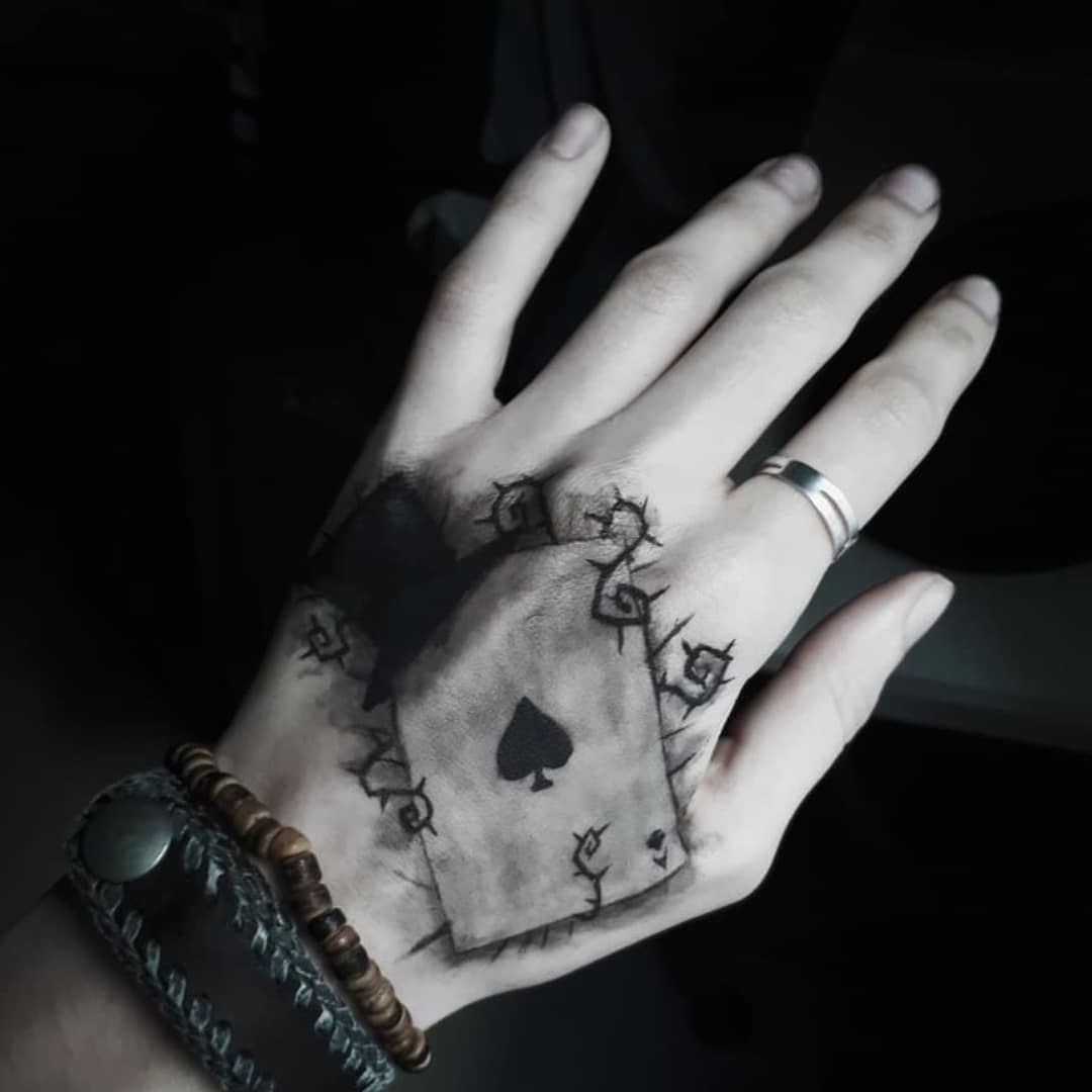 *get a girl who can do both*
*c'est parce-que jsuis gémeau* tralalala 🎶