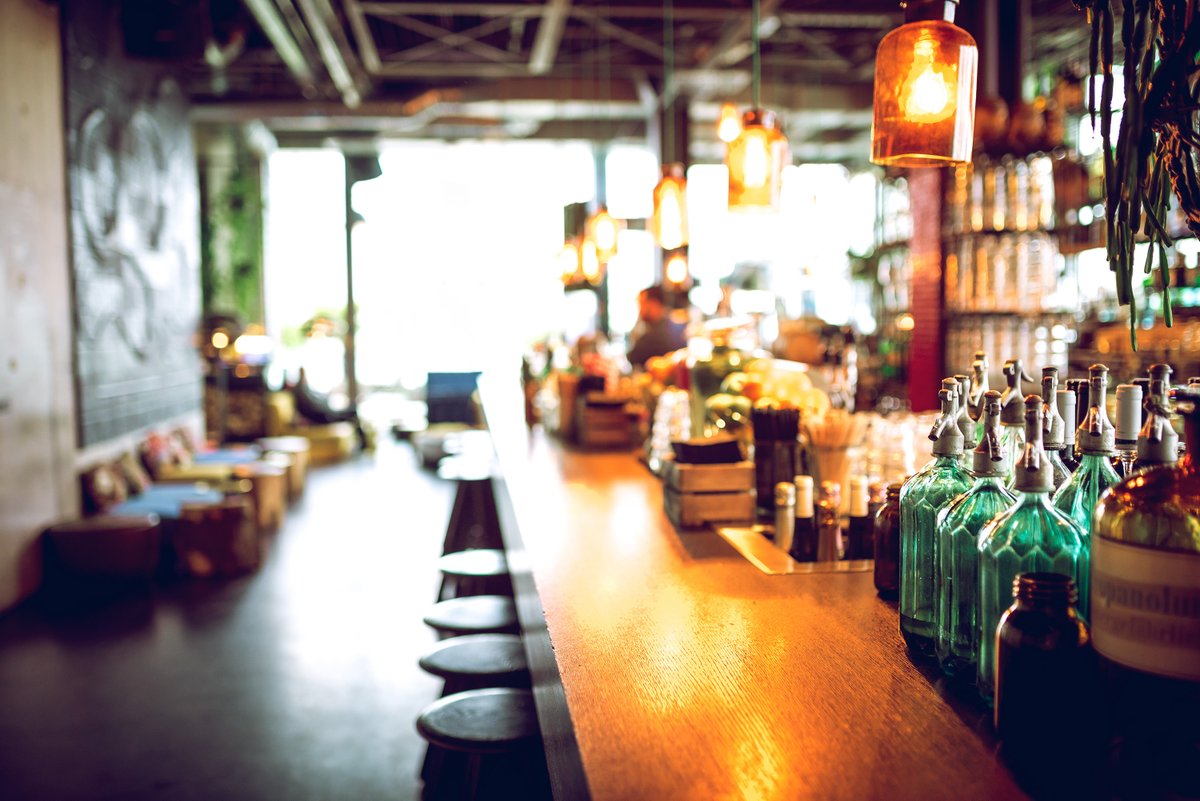 IngramCS's tweet image. "All I wanna do is go to a bar I don't know, drink a few beers, and tell stories to complete strangers"   ow.ly/JvAP50CE5ON