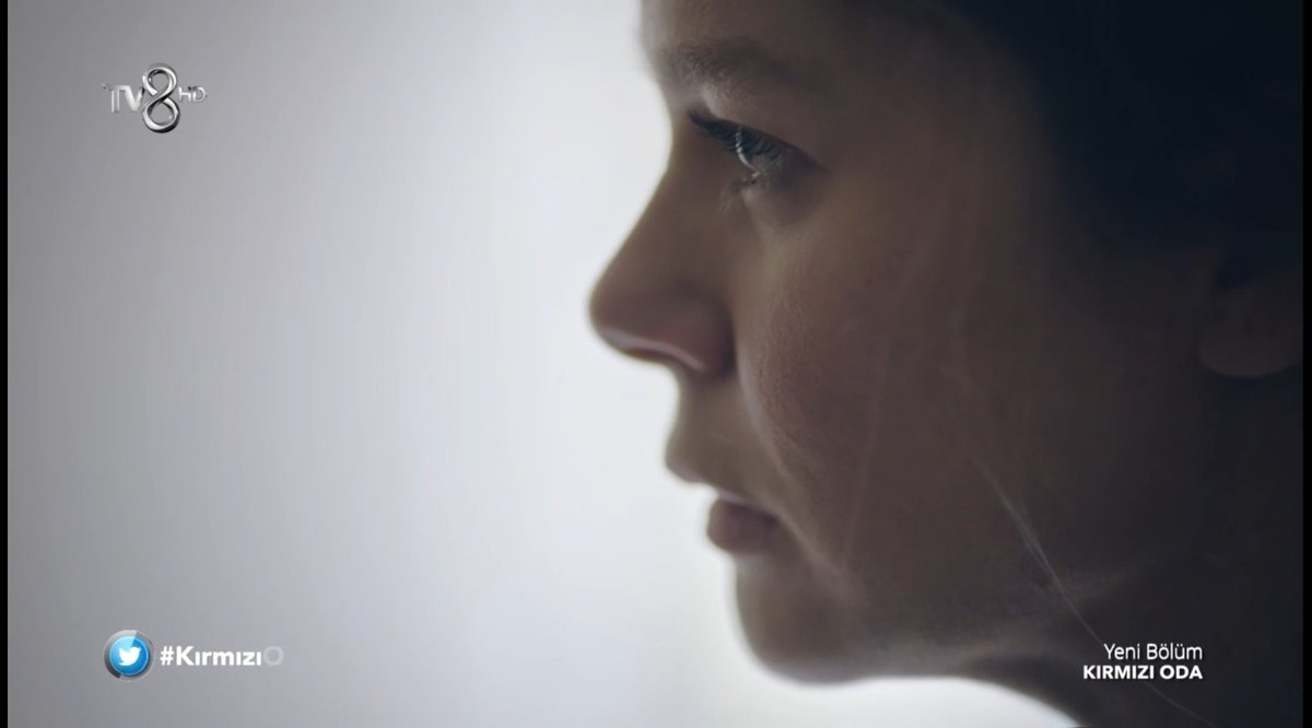 "Hayatın sana vermediğini hastalık vermeye başlar. Seni alır ve yerine başkasını koyar."
 #KırmızıOda