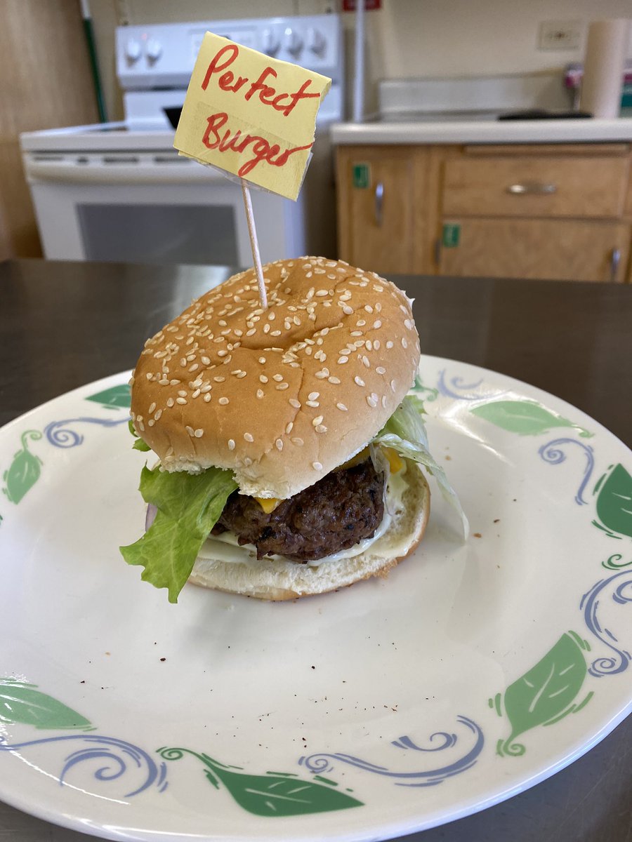 aberryfinn's tweet image. Burger Challenge in Culinary II. So creative and delicious—. Brunch Bunch Burger—The Perfect  Burger— Chipotle Burger. #lhsculinary