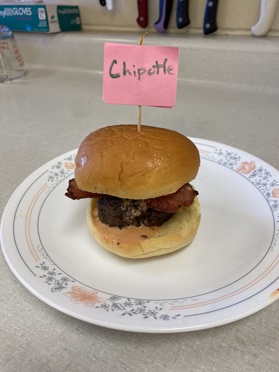 aberryfinn's tweet image. Burger Challenge in Culinary II. So creative and delicious—. Brunch Bunch Burger—The Perfect  Burger— Chipotle Burger. #lhsculinary