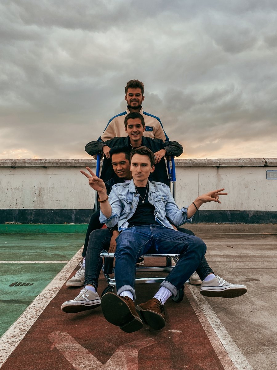 completely trollied 🛒

📸 @capture_th3_memory