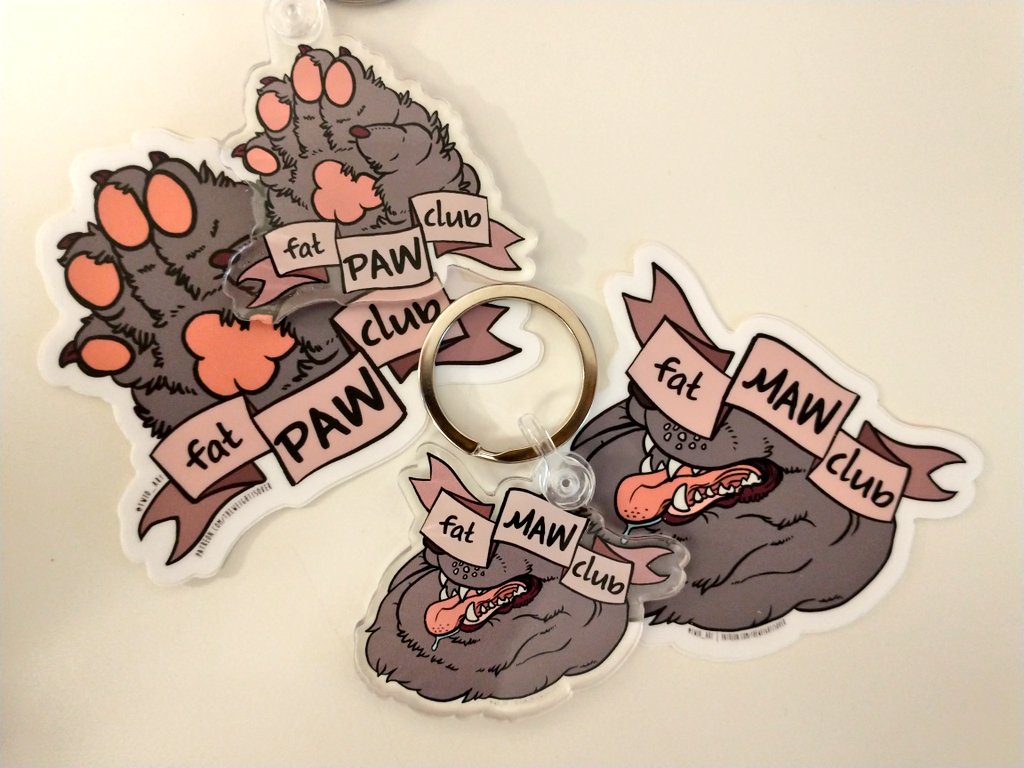 twio_art's tweet photo. I have KEYCHAINS now!! Stickers are $3 each or two for $5. Keychains are $6 each or two for $10. Just let me know which ones you would like via DM~ #fatfurs #teammaws #teampaws https://t.co/7s05IIZdMh