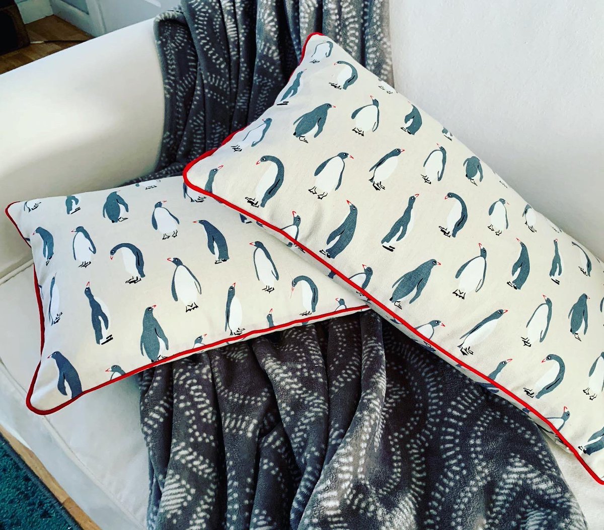 My newest design. Such cute penguins with red linen mini-welt. etsy.me/3qPpVMj  #wildlife #giftideas #nauticaldecor #etsyshop