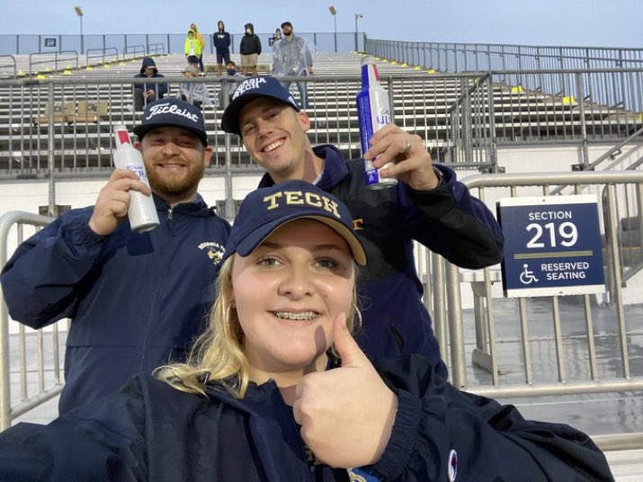 mattbrook14's tweet image. Happy birthday to the real #1 Tech fan @PatienceVeitch 4️⃣0️⃣4️⃣