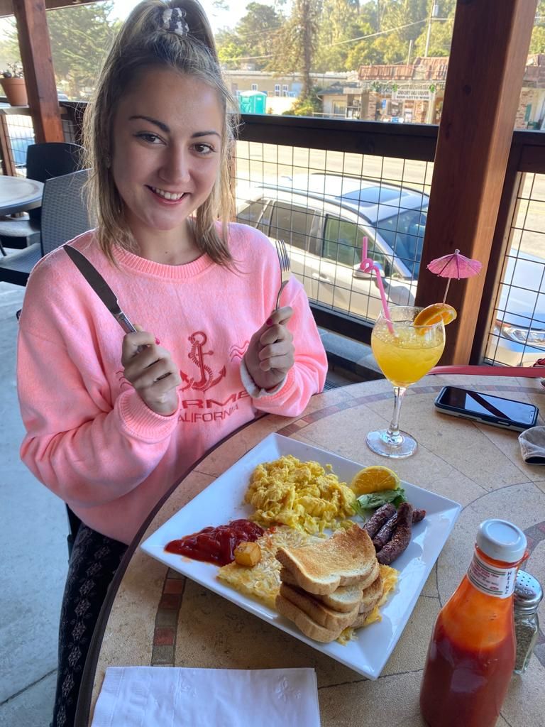 TW Pornstars - 2 pic. ATKGirlfriends. Twitter. Behind the scenes fun with @lilyadamsxo enjoying