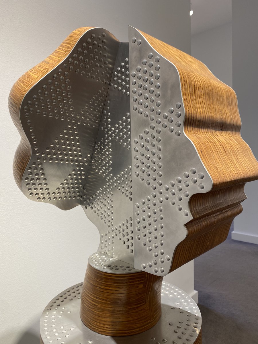 JeraldMelberg's tweet photo. John Acorn is considered one the South’s most progressive 20th-century sculptors. His work, PROFILE OF A WOMAN: UNTITLED (mid 1970s), is on view @jeraldmelberg through Jan 2. To inquire 📧 gallery@jeraldmelberg.com
#SouthernArtists #GroupExhibition #JohnAcorn #Sculpture https://t.co/WsuCnjc1nk