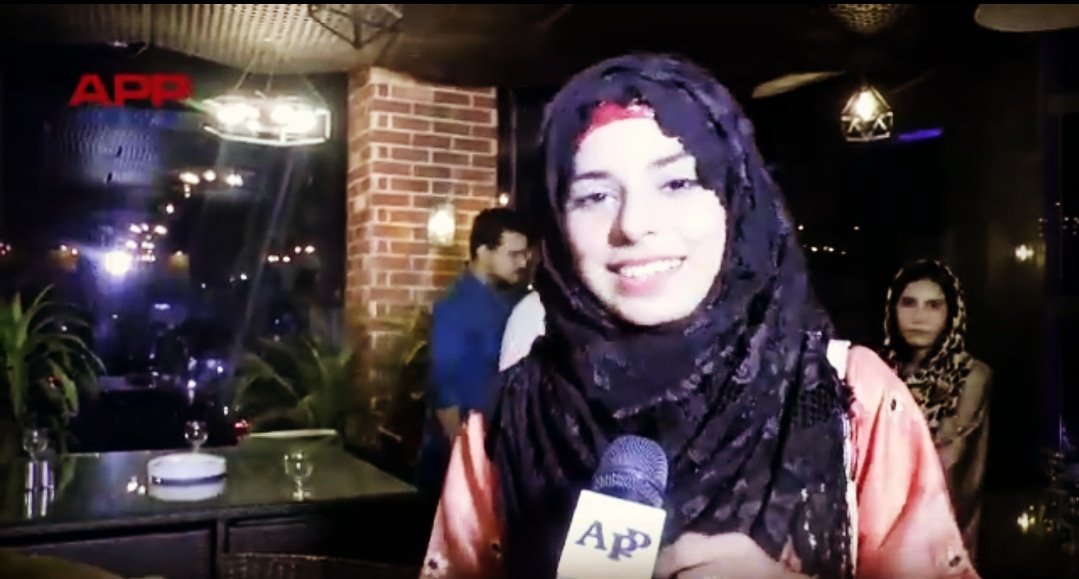 AyeshaAOfficial's tweet photo. Opening ceremony of Pind Restaurant | AyeshaAkbar | Lahore | city 42 | Dailypakistan | RozeNews | App

#ayeshaakbarofficial #AyeshaAkbar #Naat #interview #pindrestaurant #Pind #punjabi #Punjab #openingceremony #city42 #kalam #Humd #NaatKhuwan #Super #RozeNews #App #DailyPakistan https://t.co/rcdRAjAsfP