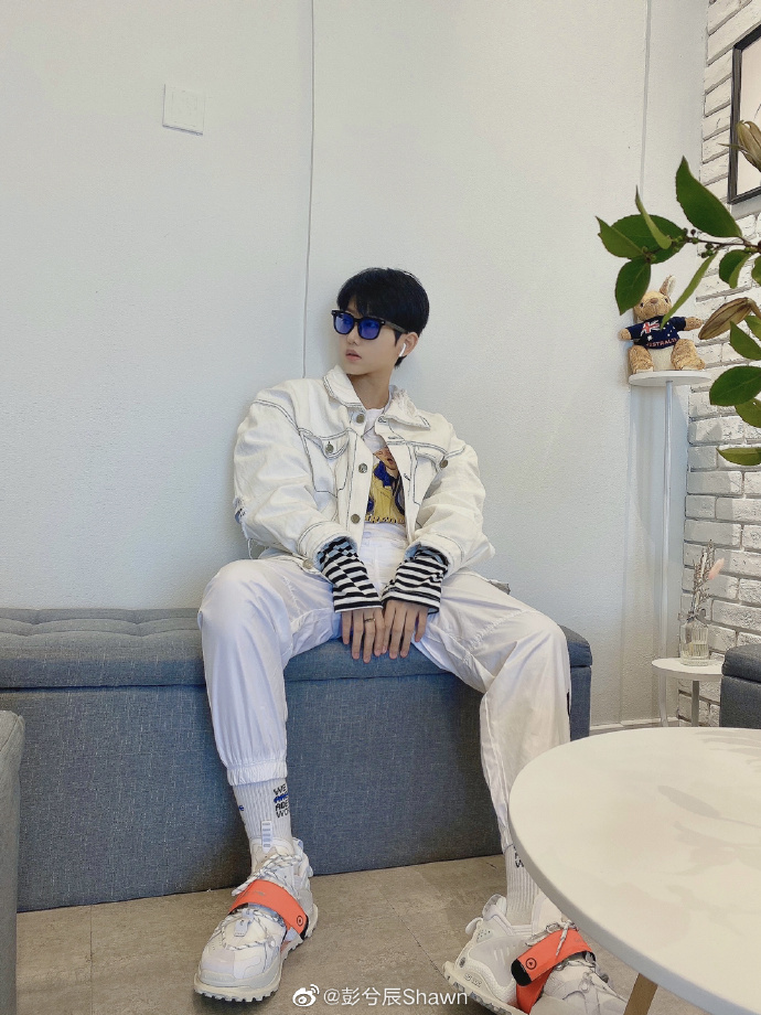 FANXYRED_MEXICO's tweet photo. SHAWN / PENGXICHEN

#FanxyRed #팬시레드 
@FANXYRED https://t.co/Yxcs6zTkHy