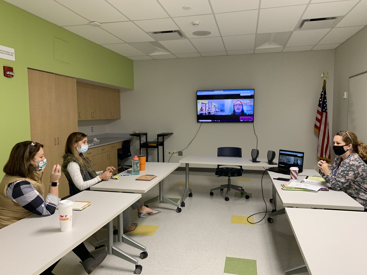 Mary Yodis tweet media