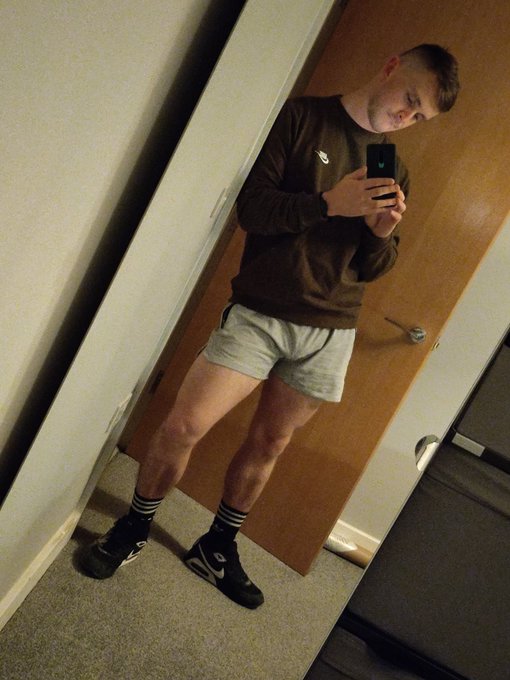 I thought about going to the gym but it never happened 🙃 https://t.co/Wi4Qkm7h89<a href="/tag/sweaty"class="tags"><span>#sweaty</span></a>