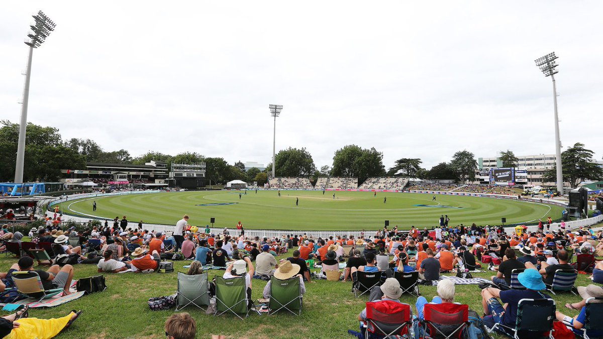 🎄Cruise into Christmas at Seddon Park on 20 December with <a href="/BLACKCAPS/">BLACKCAPS</a> v Pakistan  #T20

🎟️Tickets here: rb.gy/irx4fz  

<a href="/TheRealPCB/">Pakistan Cricket</a>