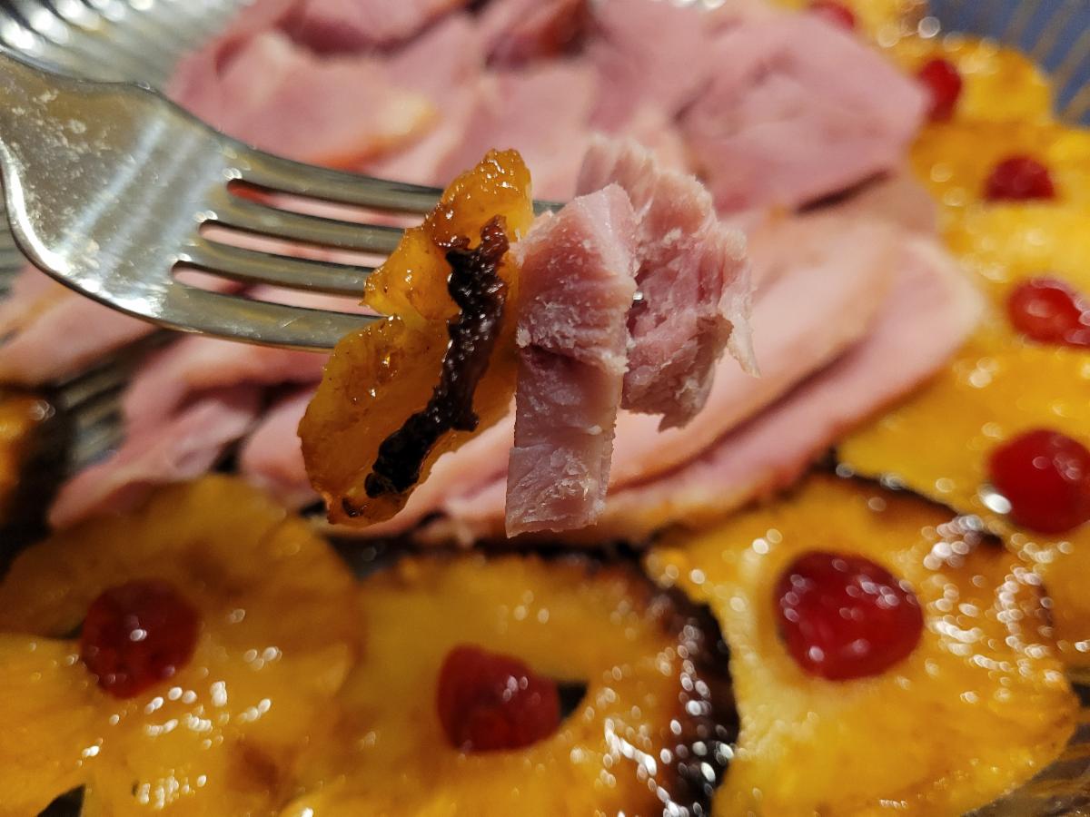 WithDumplings's tweet photo. I've always loved the festive look of this old-fashioned Christmas ham. The pineapples and cherries add festiveness as much as flavor, making it one of my favorites! Check out the recipe at  https://t.co/uRBP4aBJIH
.
#christmasham #christmasdinner #hamwithpineapple #hamdinner https://t.co/ugJ0AlcuXp
