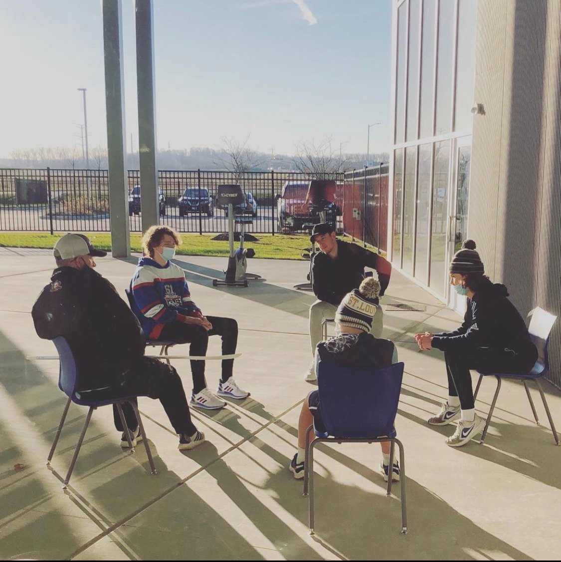 tphacademy's tweet photo. Thank you Stanley Cup Champion Jordan Binnington for meeting and talking with our Center of Excellence goalies in St. Louis today!
•
•
#Binner #mentorship #goltending #studytrainplay #InTheCoE https://t.co/rPxnNqxalg