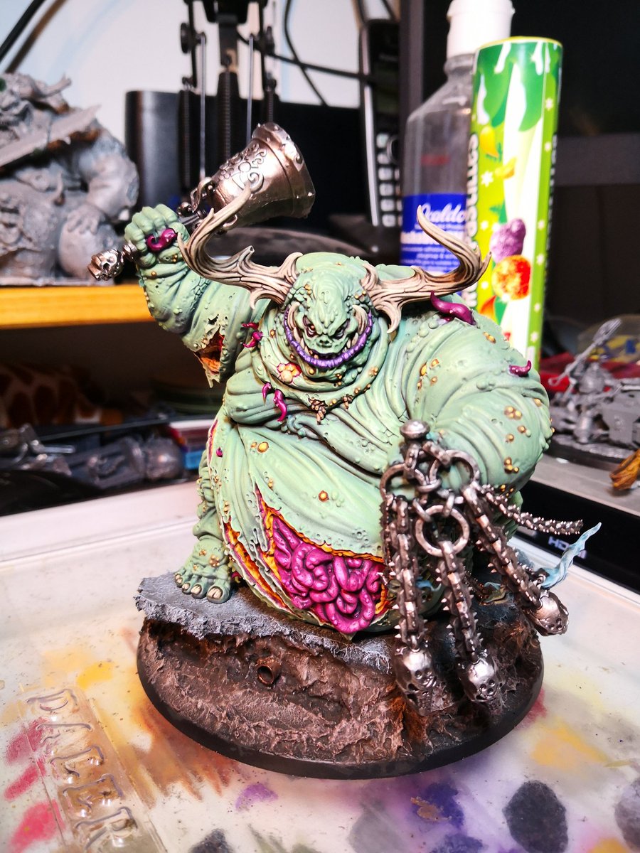 Carrying on with greater daemons, my great unclean one that has been finished up this week.

#WarhammerCommunity #PaintingWarhammer #warmongers #greatuncleanone #chaosdaemons #nurgle #warhammer40k #warhammer40000 #ageofsigmar