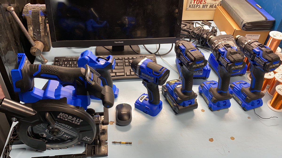 Hey_Its_Me_KDC's tweet photo. Team @KobaltTools  Holy smokes, these just replaced my @DEWALTtough tools! So much power and great tech. https://t.co/iNYpr1tJeT