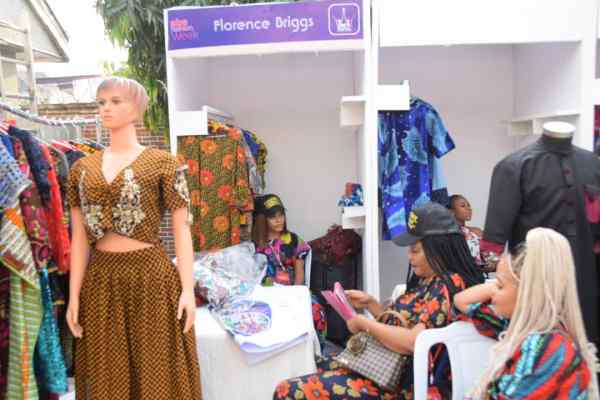 UchePOkoye's tweet image. Ladies And Gentlemen, Aba Fashion Week exhibition!🔥🔥🔥

See creativity!