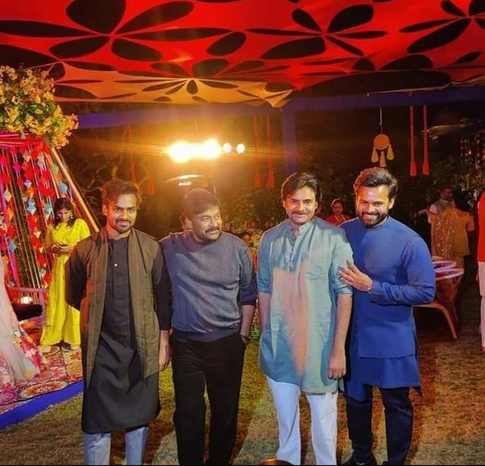 Eo0CNCgVQAEwAbZ?format=jpg&name=small