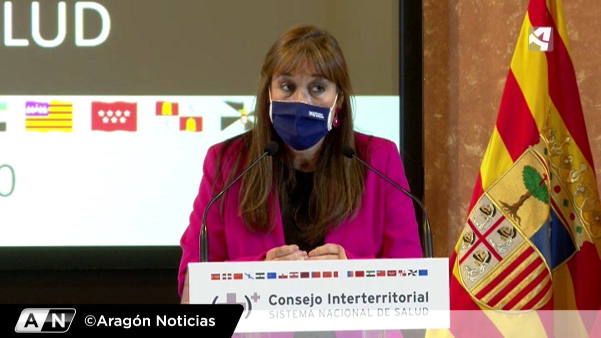 🔴aragontelevision.es/directo #ÚLTIMAHORA Sira Repollés: "En #Aragón hay una mejoría importante con un descenso de la curva de contagios. La incidencia acumulada a 14 días ha bajado a 254 y la ocupación de UCI al 36% (...) pero no podemos levantar la guardia."

#AN2 a las 20:30