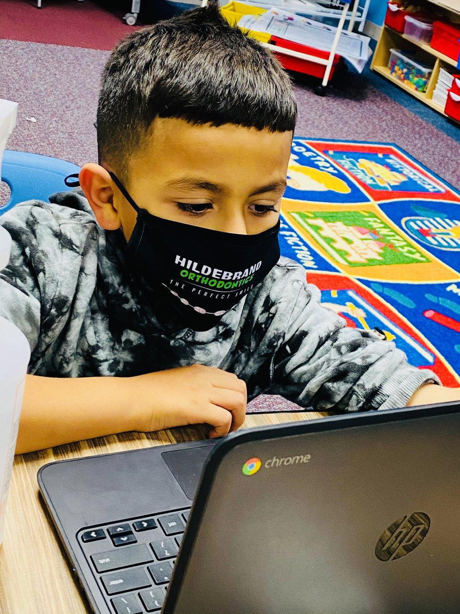 crowlibrary's tweet image. Lots of coding going on at Crow this week with kiddos! They are addicted! #grinchcoding #starwarscoding @crowlibrary @aisdlibsrv @AISDTI2