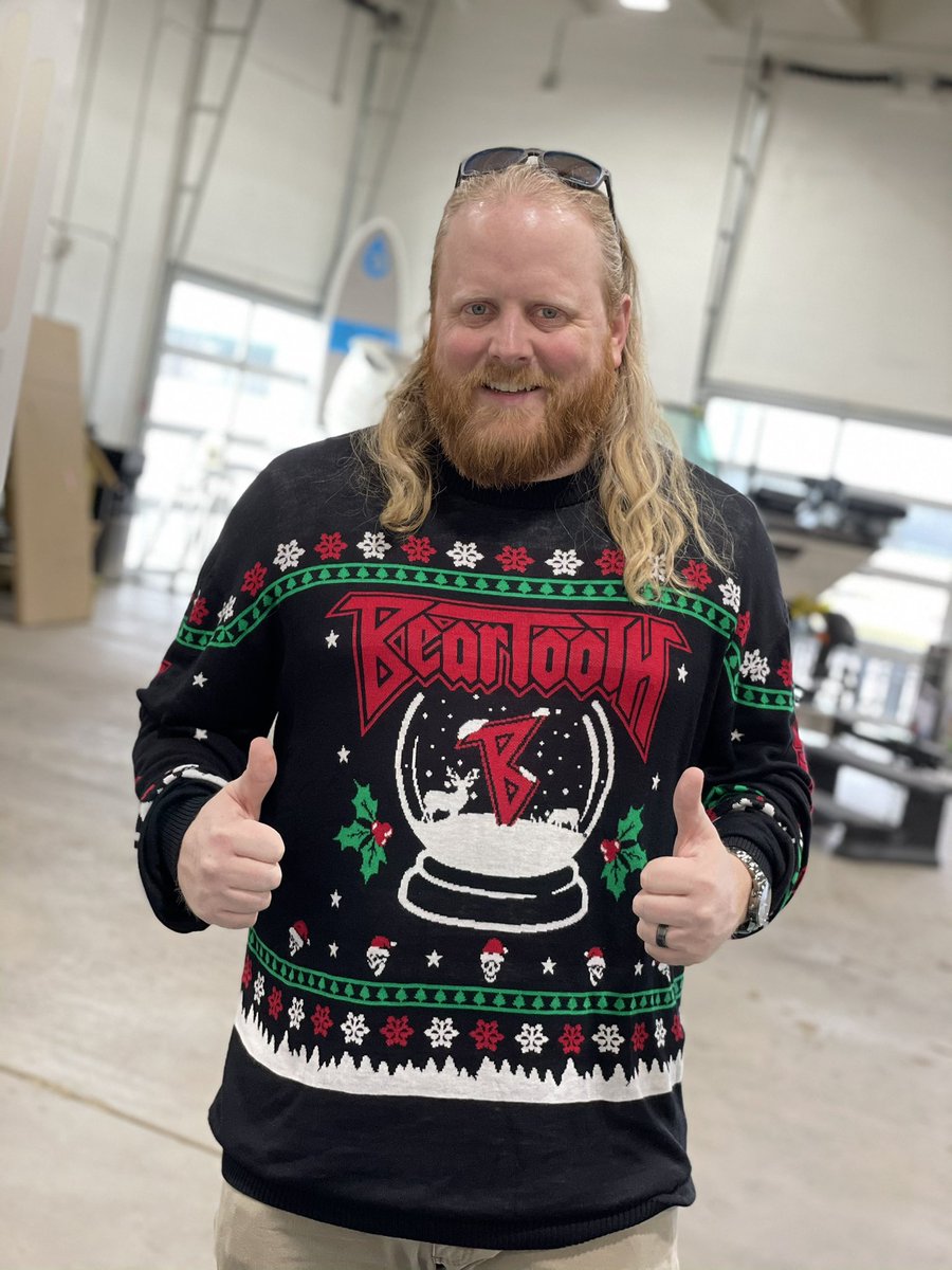 RustyRokit's tweet image. Celebrating #Rustmas rocking my new @BEARTOOTHband Christmas sweater.