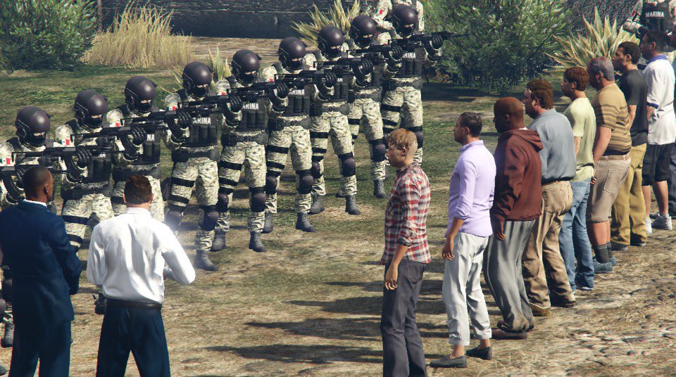 #ENVIVO: Massive executions have started in Mexico after the F.A.R.M blowed up buildings of Petrolera Mexicana, Vice President Lopez will be assisting to the executions of the guerrilleros. 👉telelatino.com/eo346