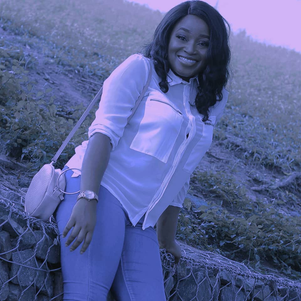 LydiaEbenezer1's tweet photo. Oriflame answers to your body care luxury needs. Damp armpits and tooth  related problems are throwbacks. Just DM🤭
| Bread | ASUU |Mr Eazi | Bridget | Spiderman | Olamide | Hisbah | National Assembly | Elizabeth | Malami | Christianity | Deji | #JobbermanInTheNorth| #InspectorK https://t.co/Oou2AXo6Wm