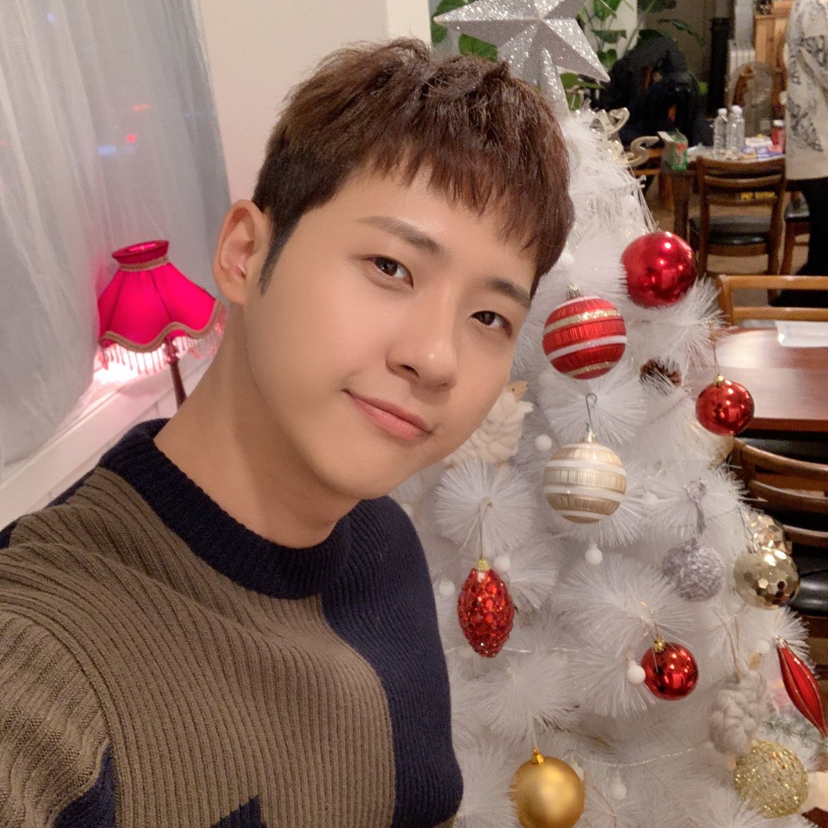 B1A4_CNU's tweet photo. #BANA_굿나잇 https://t.co/ekC3XhqUzW